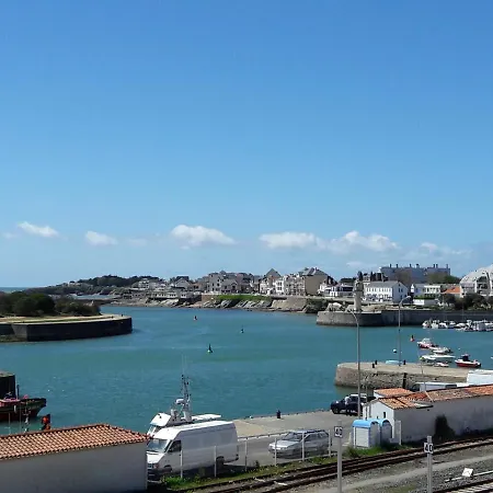Appartement Face Au Port Et A L'Ocean Saint Gilles Croix De Vie Wifi Balcon Parking Prive Couvert Exterior foto